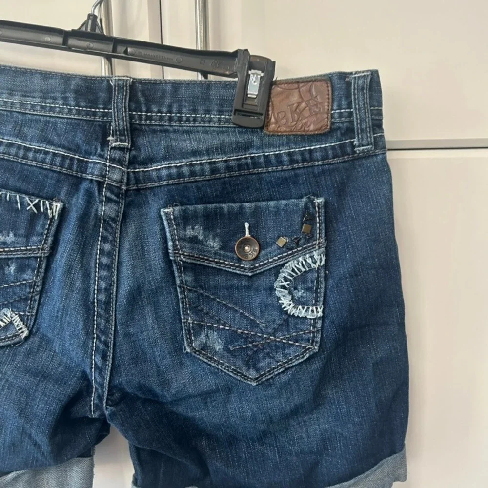 BKE Roan Distressed Denim Shorts Dark Wash Cuffed Patchwork Womens Size 29